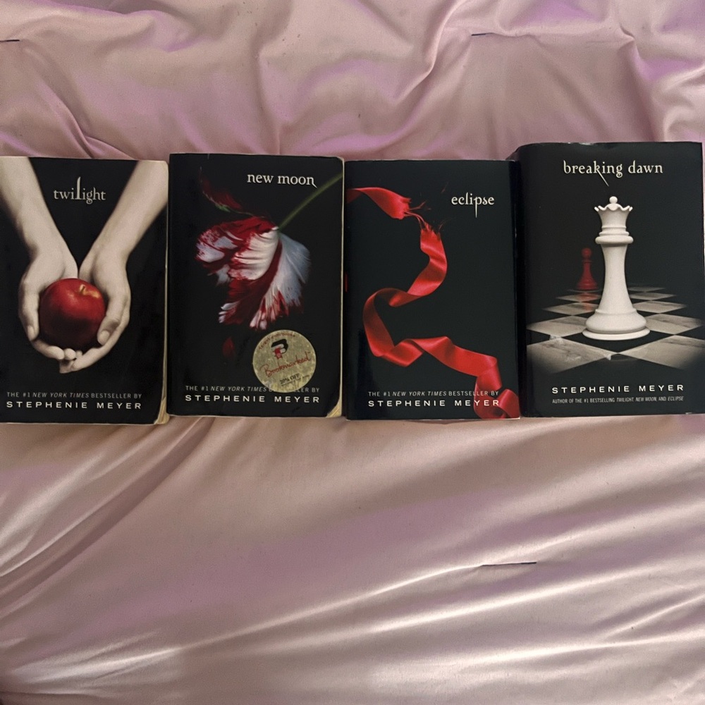 Twilight Gypsy Collective Book Set - Black and Red Covers!